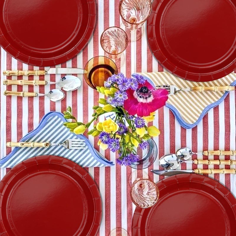 PTECDROTS 50 Pcs Red Paper Plates, 9 Inch Paper Plates Christmas Plates Dinnerware Round Dinner Plates for Red Christmas Party Supplies Daily Use Wedding Birthday Parties Supplies - Image 3